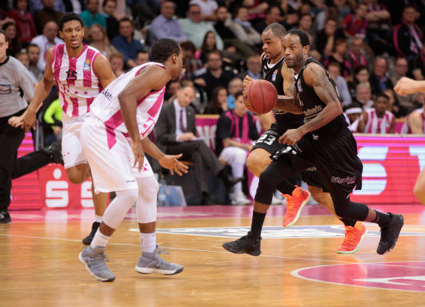 上进行比赛 上进行比赛