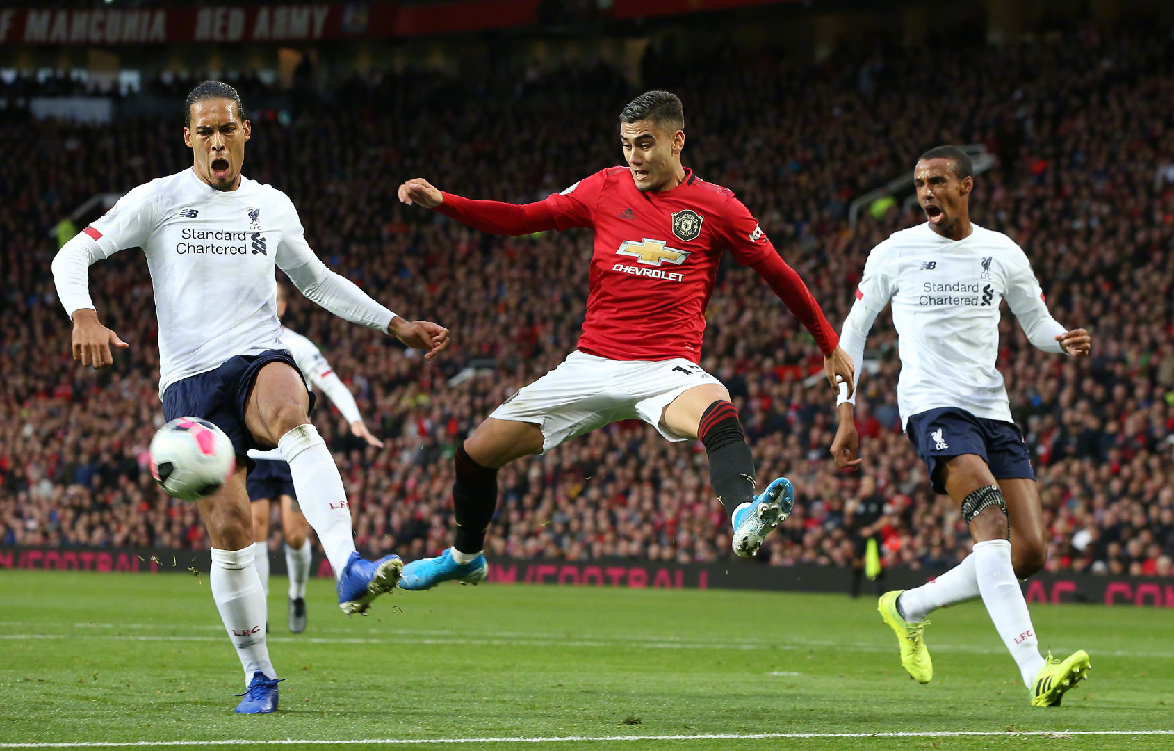 月紧张激烈 月紧张激烈